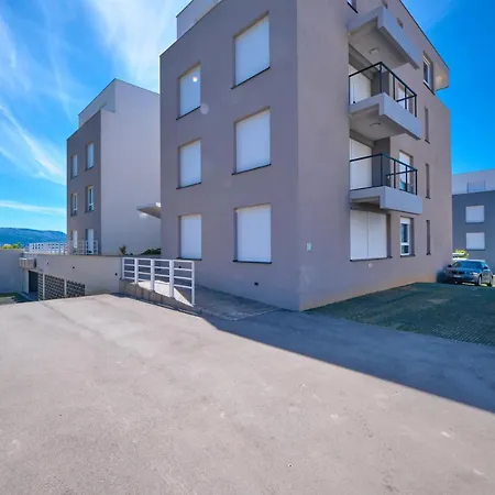 Apartment Luxury Seaside By Litto