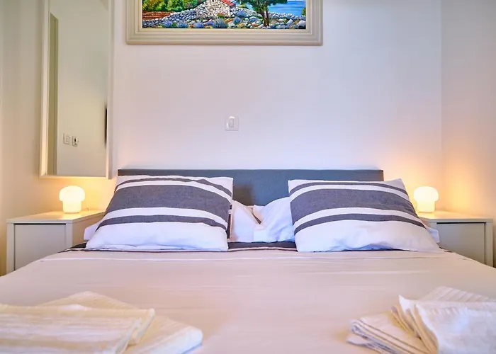 アパート Luxury Seaside By Litto スプリト